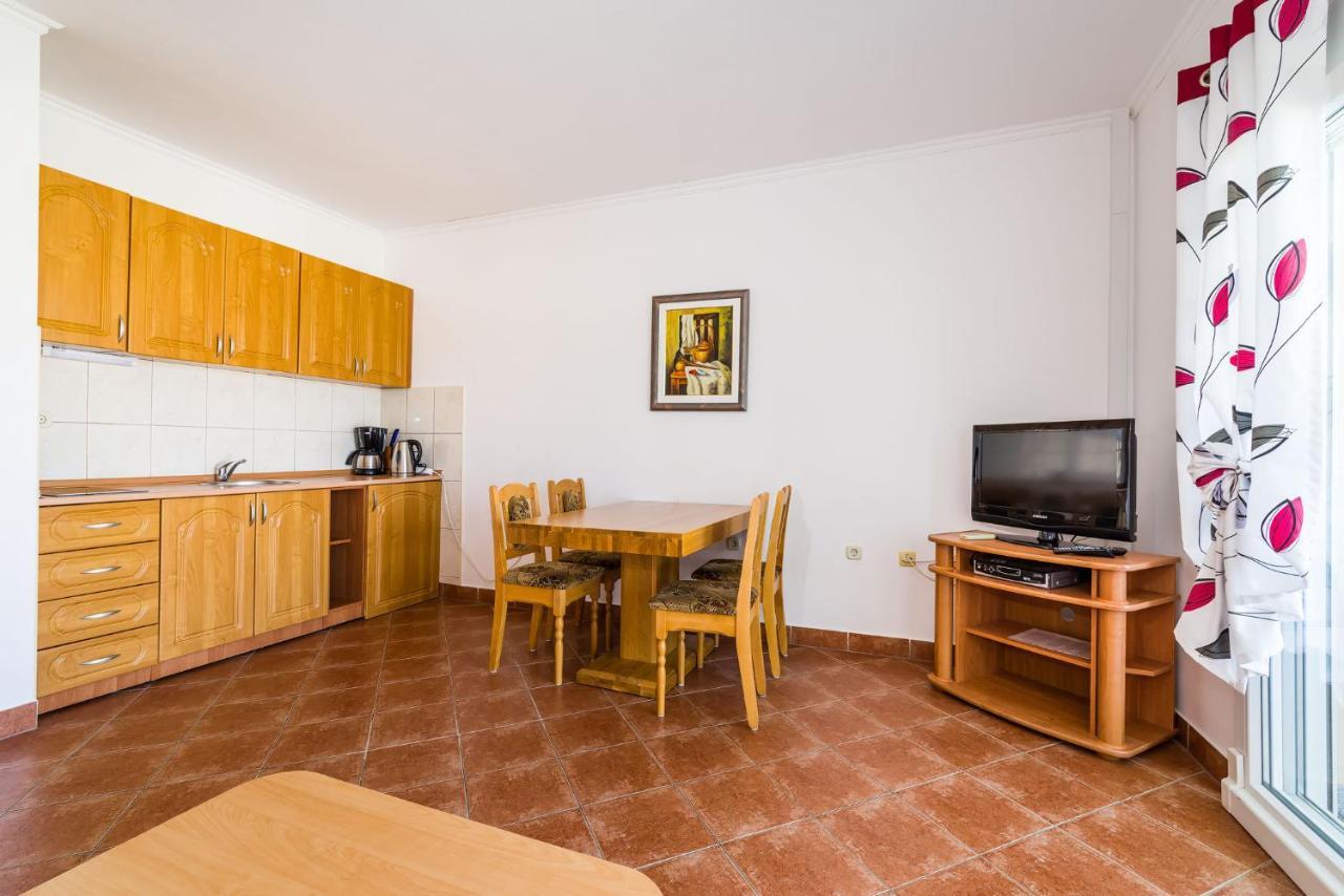 Apartments Bozana ザトン エクステリア 写真